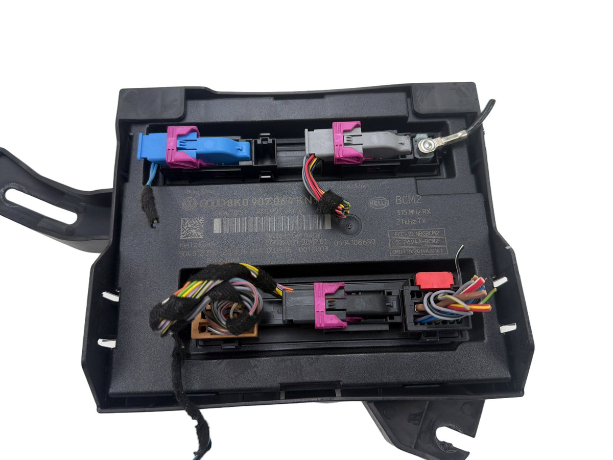 2013-2017 Audi Q5 Rear Comfort Control Body Module BCM 8K0907064KN OEM