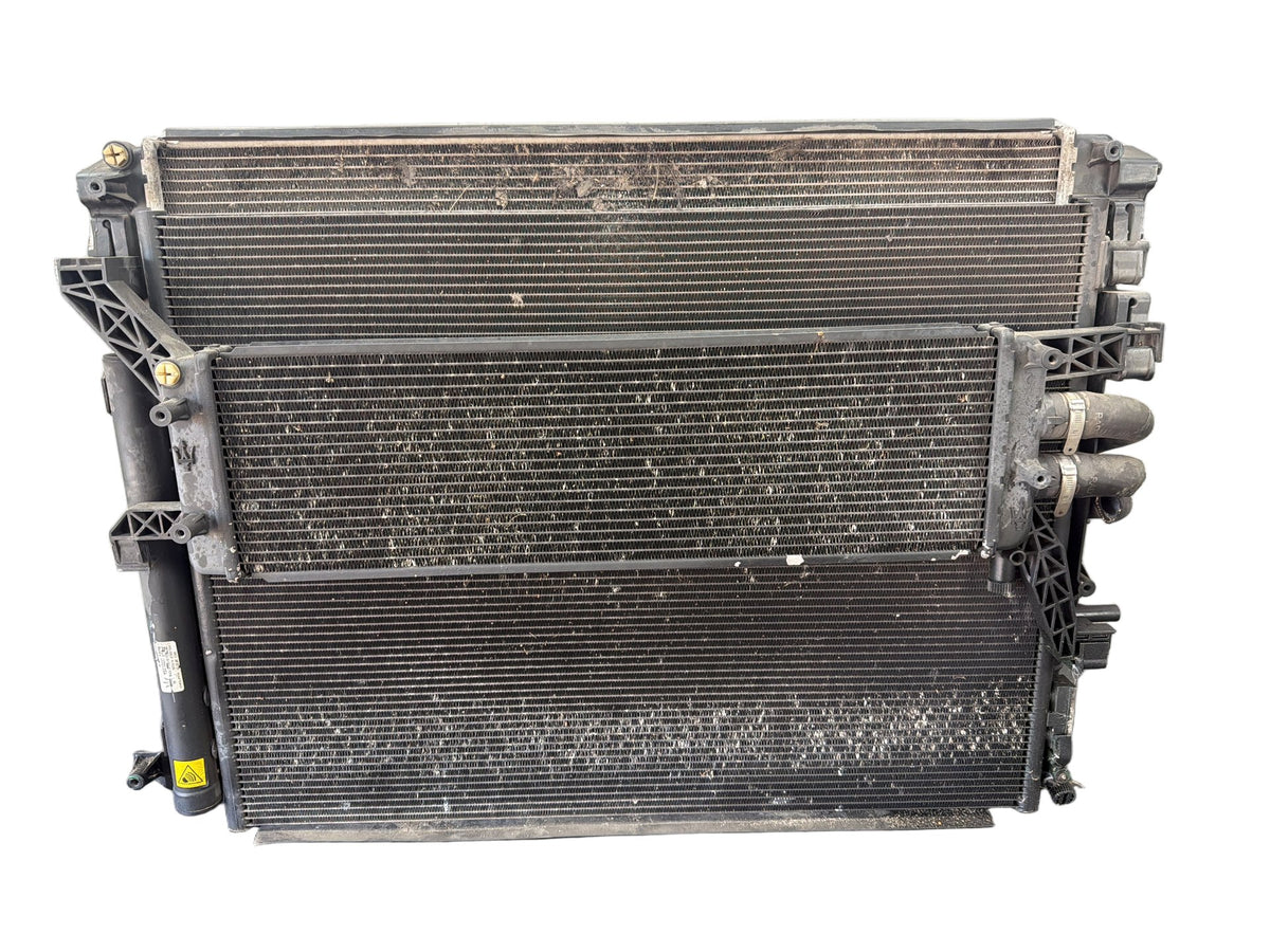 2014-2017 Maserati Ghibli Engine Radiator & A/C Condenser Assembly 16485982 OEM