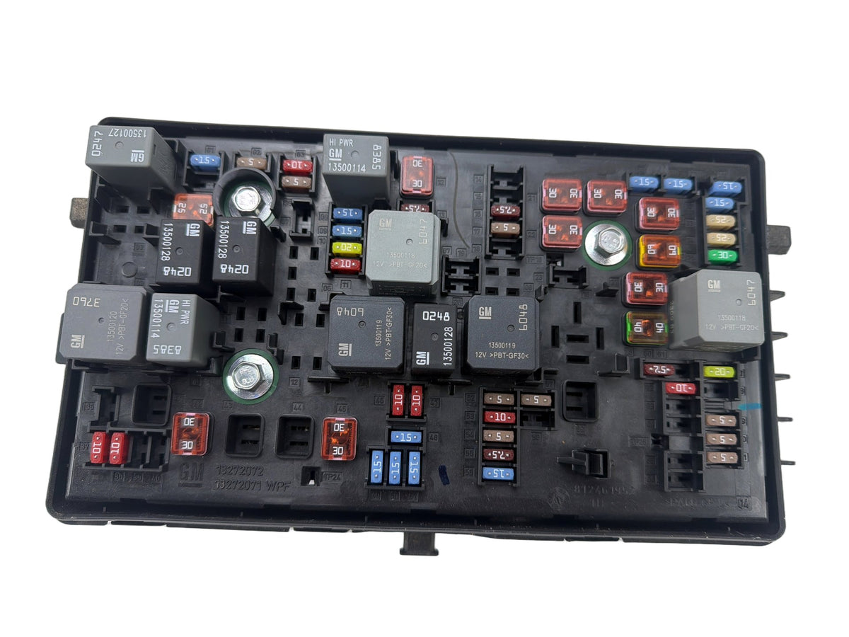 2013-2016 Buick Verano Engine Bay Fuse Box Block 812461952 OEM