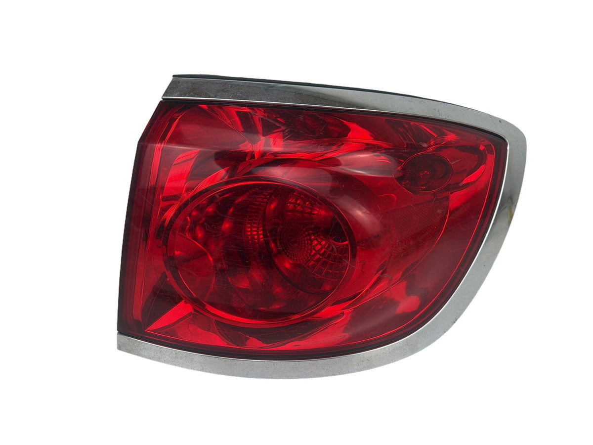 2008-2012 Buick Enclave Rear Right Side Outer Tail Light Assembly 25954942 OEM