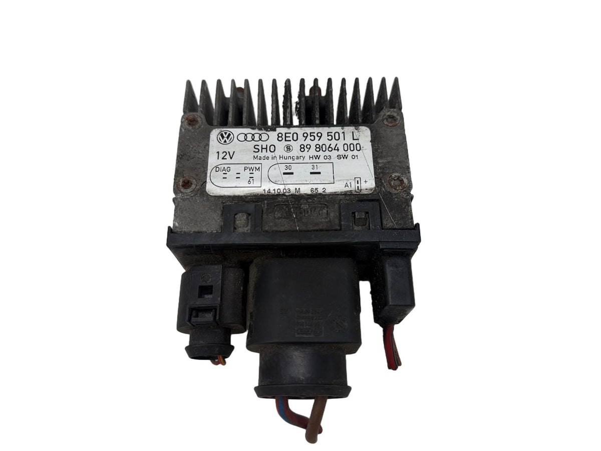 2004-2009 Audi A4 S4 Radiator Fan Control Module 8E0959501L OEM