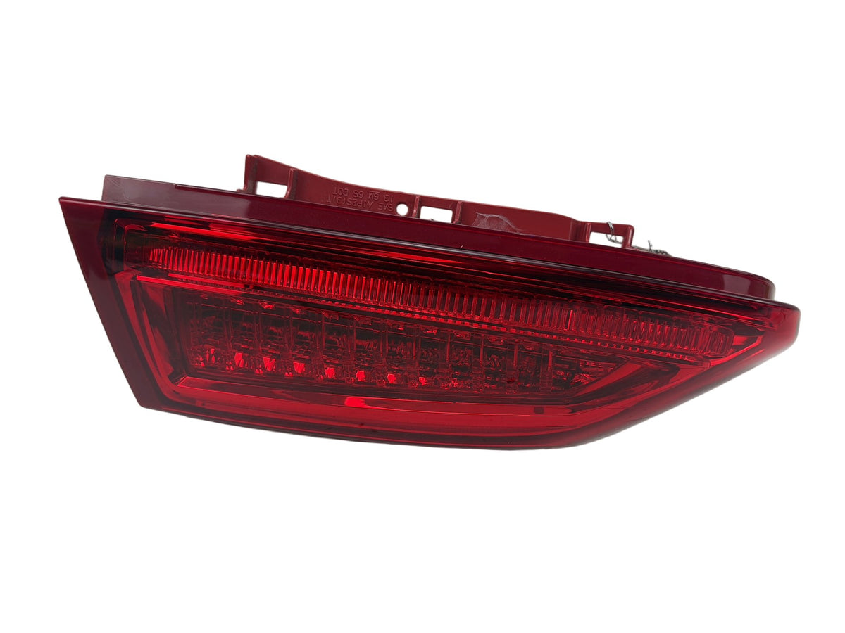 2013-2018 Cadillac Ats Rear Right Passenger Side Outer Tail Light 23315246 OEM
