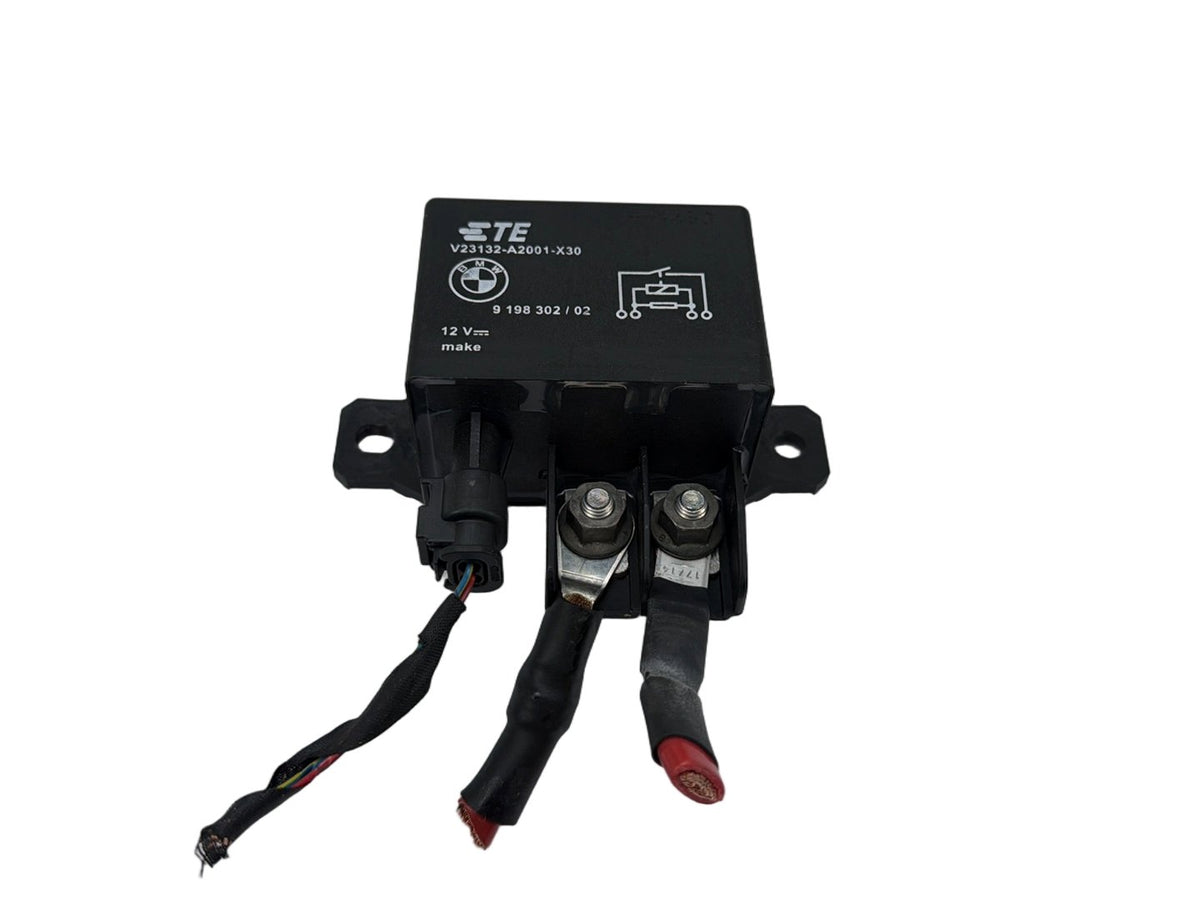 2011-2016 BMW 550i xDrive Engine Cooling Fan Relay Module 9198302 OEM