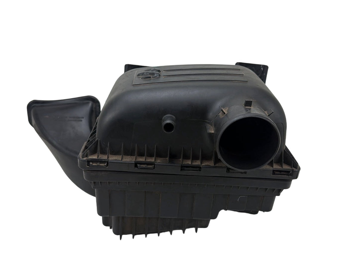 2013-2018 Ram 1500 5.7L Air Intake Cleaner Filter Housing Box 53032043AE OEM