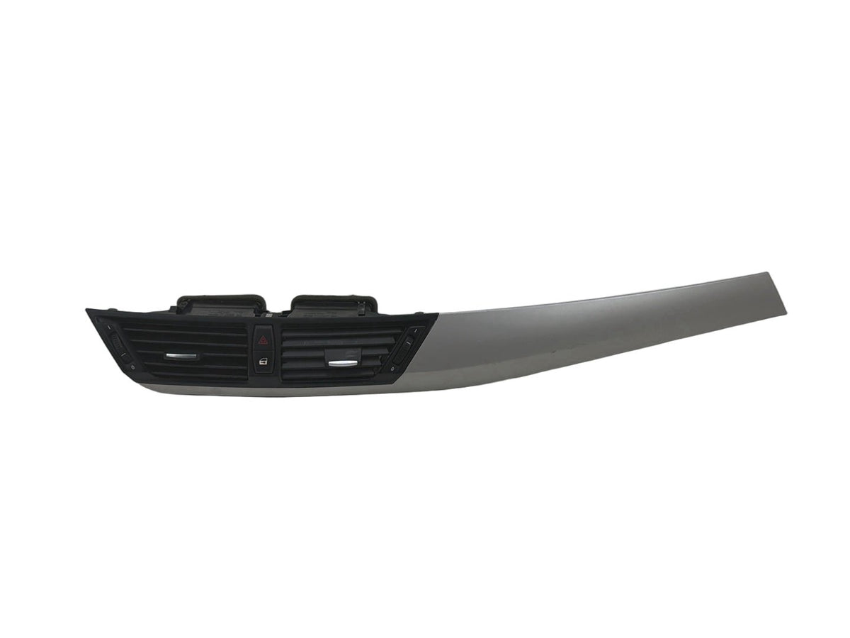 2013-2014 BMW X1 E84 SUV Dash Air Vent Centre OEM