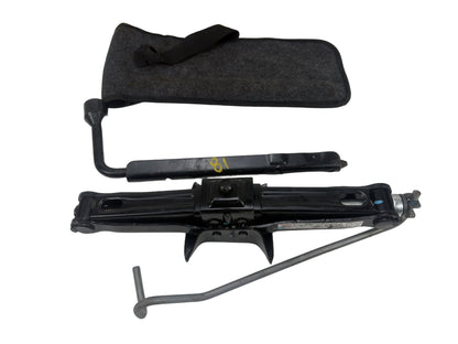 2014-2019 Maserati Ghibli Rear Trunk Emergency Scissor Jack Tool Kit Set OEM