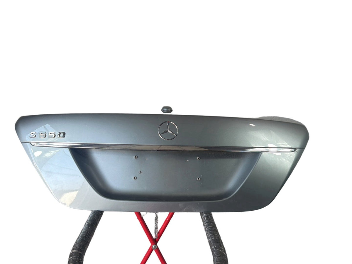 2007-2013 Mercedes-Benz S500 S-Class W221 Rear Trunk Lid w/ Emblem Badge OEM
