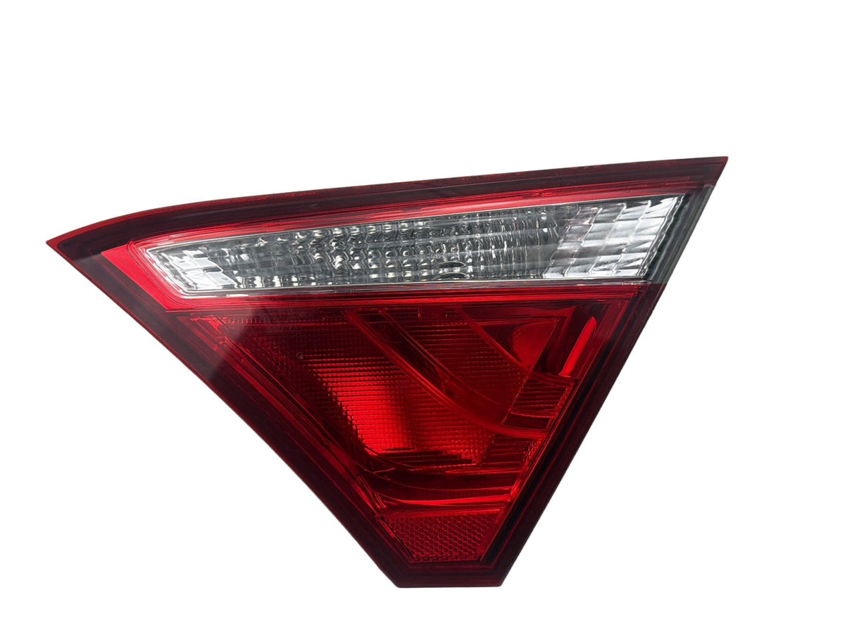 2015-2017 Toyota Camry XV50 - Rear Right Passenger Tail Light 945 235 OEM
