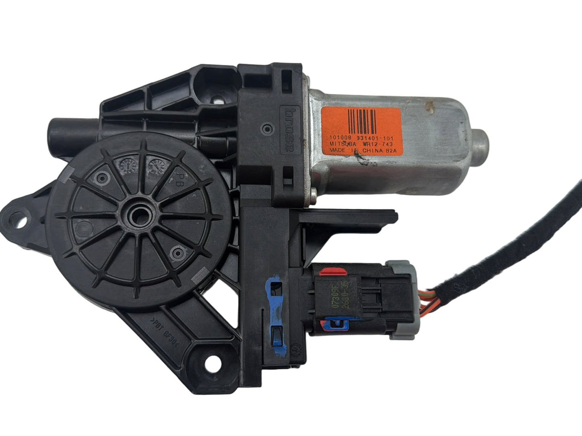 2011-2013 Dodge Durango Front Left Driver Side Power Window Regulator Motor OEM
