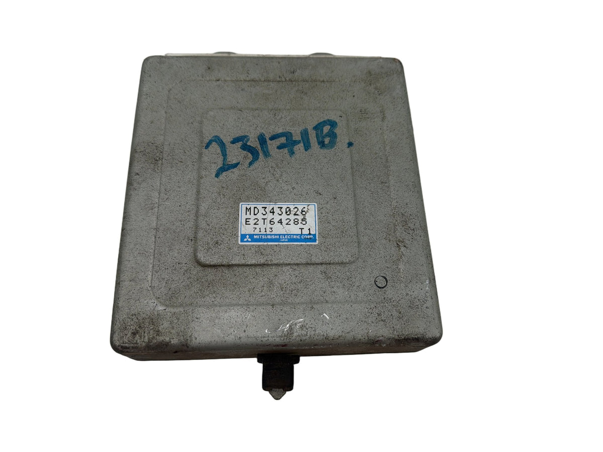 1997 Mitsubishi Montero Sport Engine Control Unit ECU MD343026 OEM