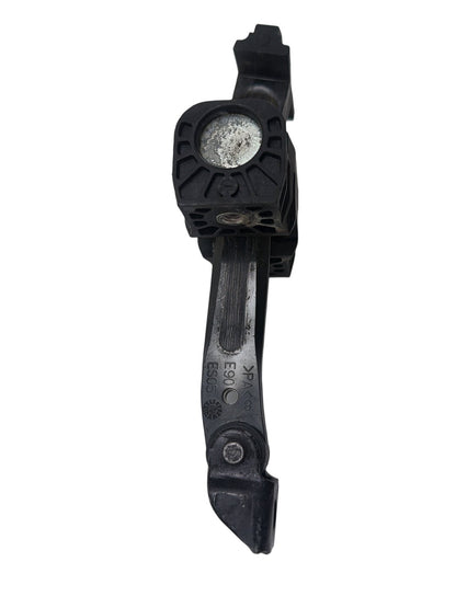 2006-2012 BMW 325i 328i - Rear Right Door Brake Check Strap 7060200 OEM
