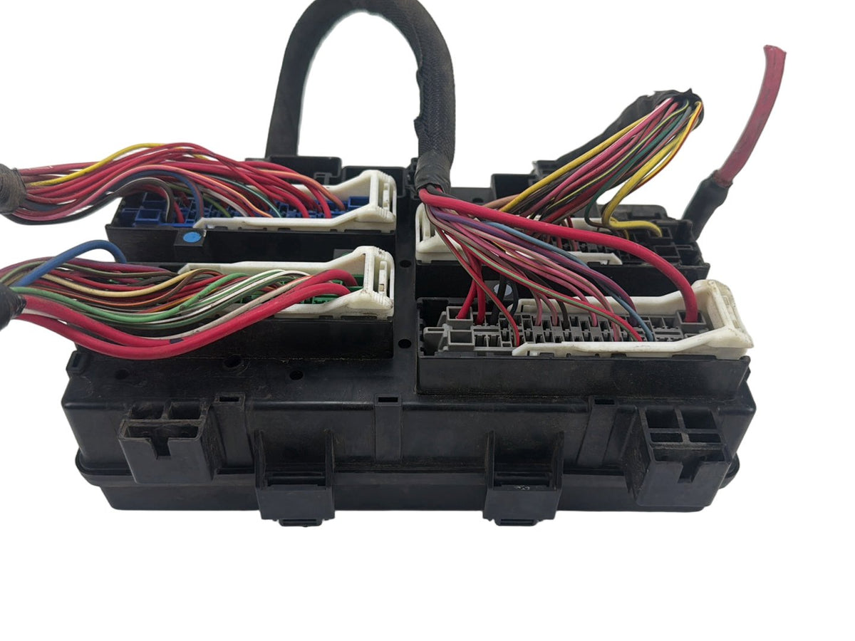 2013-2018 Ram 1500 Fuse Box Junction Block Wire Harness Connectors OEM