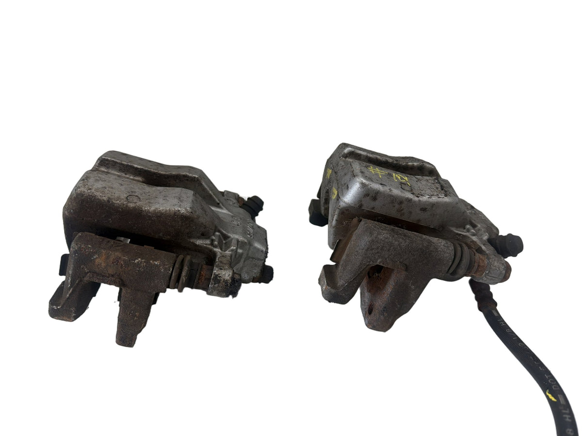 2007-2012 Lexus ES350 Front Brake Caliper Left Right Pair Set with Brackets OEM