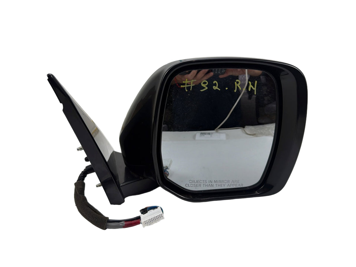 2011-2013 Infiniti QX56 Front Right Passenger Side View Power Door Mirror OEM