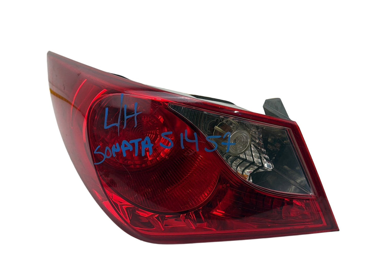 2011-2014 Hyundai Sonata Rear Left Driver Side Outer Tail Light 92401-3Q OEM