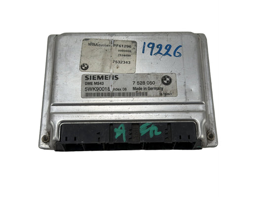 2001-2005 BMW 325i Engine Computer Control Module 7 528 050 OEM