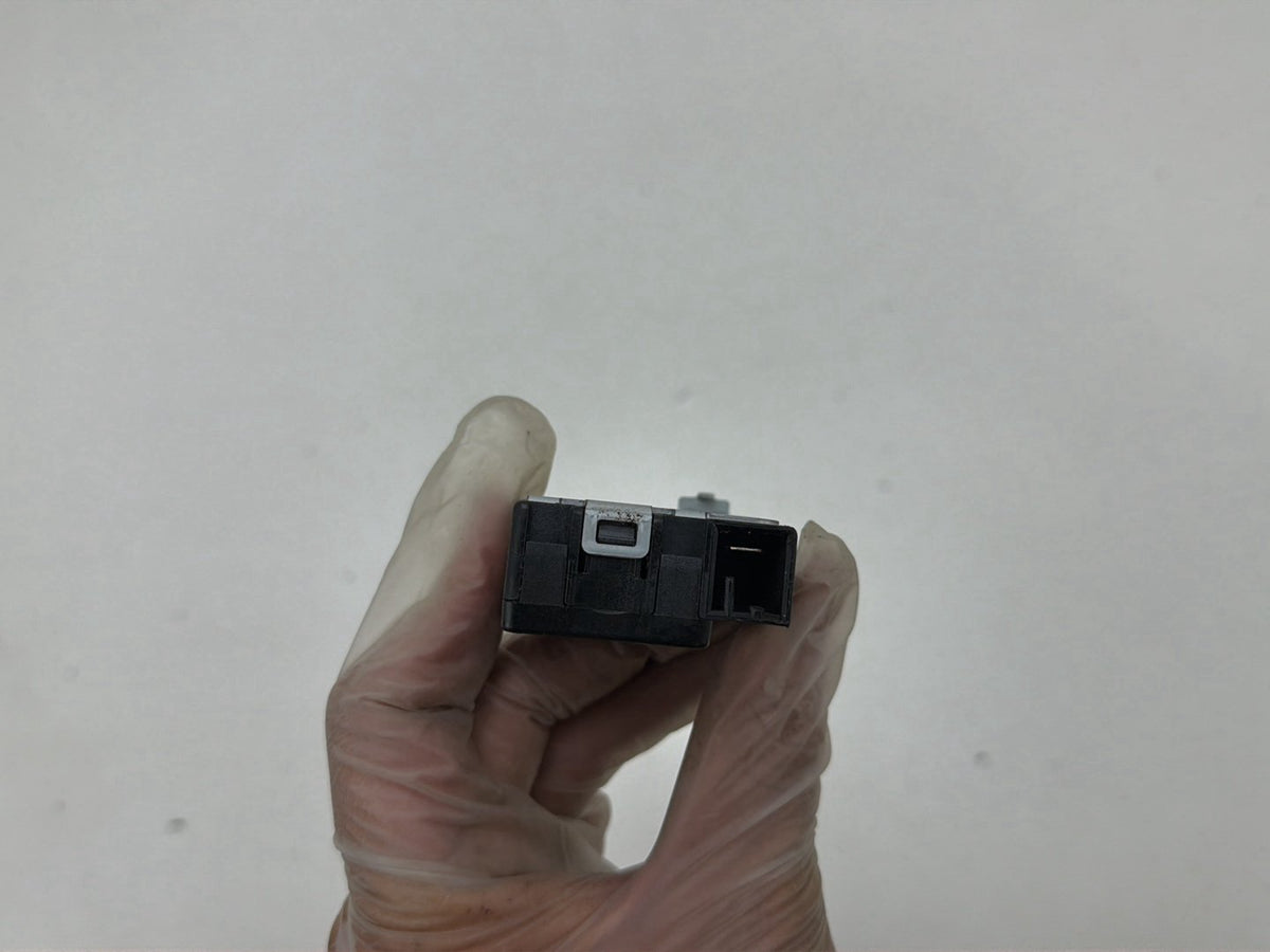 2016-2017 Nissan Sentra Rear Windshield Glass Defroster Relay Module OEM