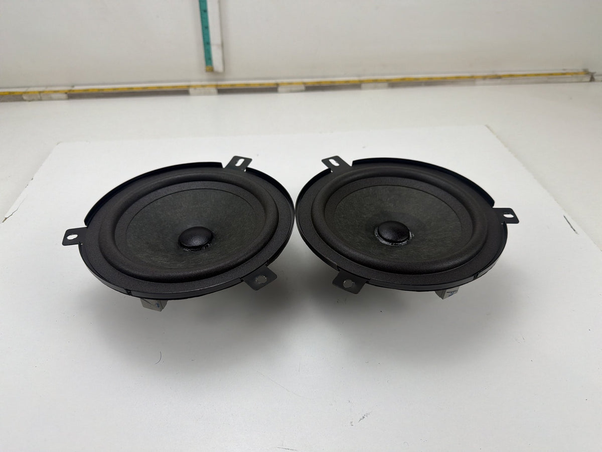 2014-2021 Maserati Quattroporte Front Right Left Door Speaker Pair 670002106 OEM
