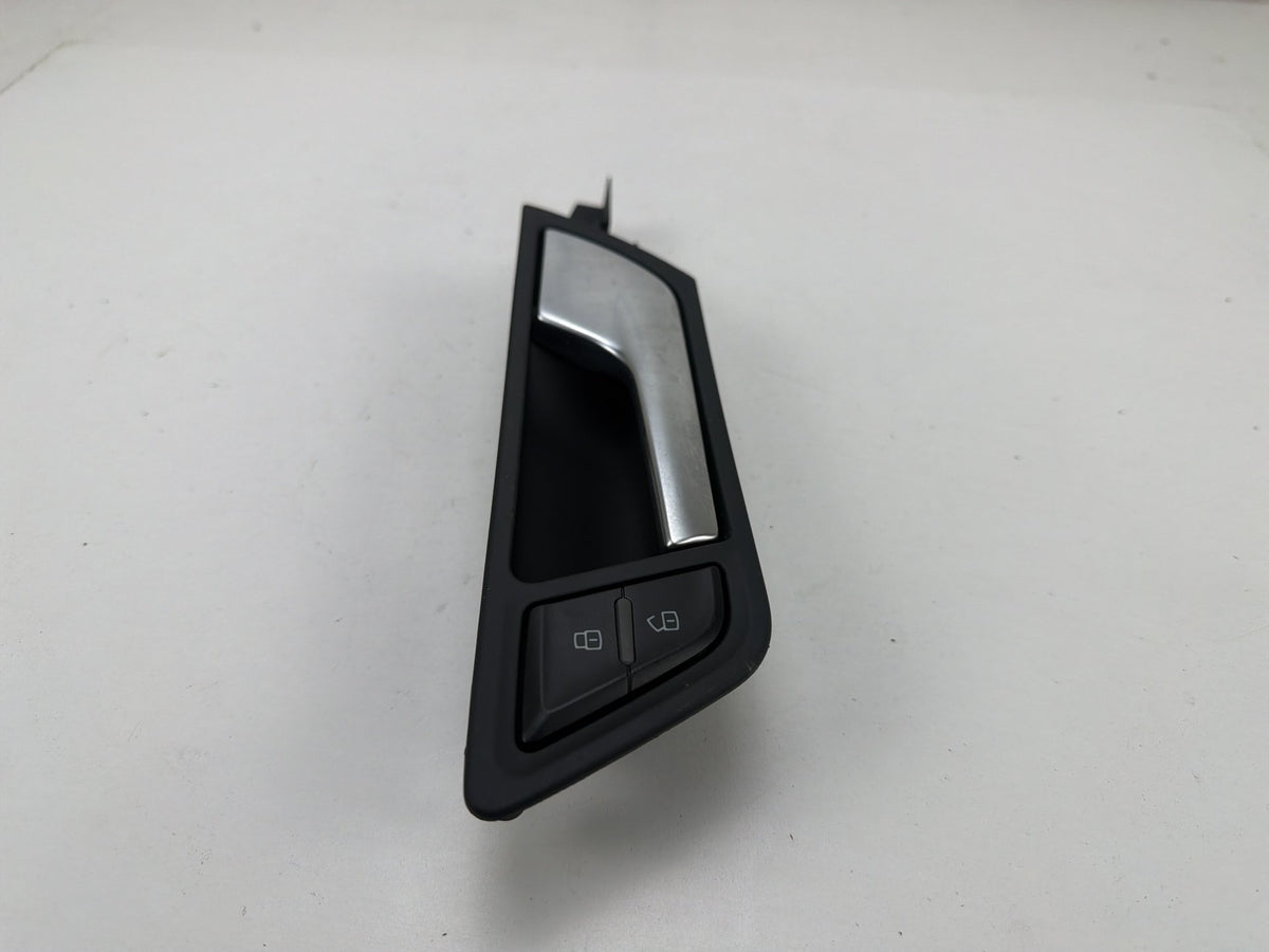 2013-2017 Audi Q5 Front Right Passenger Side Interior Door Handle 8R0837020 OEM