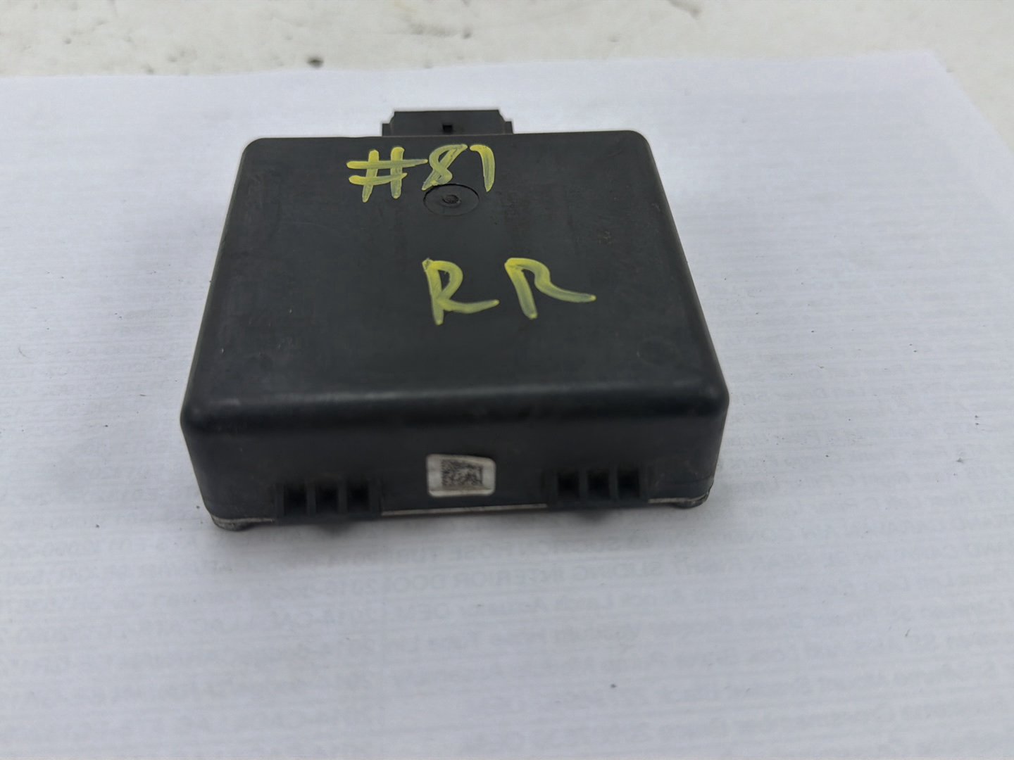 2014-2017 Maserati Ghibli Right Rear Blind Spot Radar Sensor 0670033070 OEM