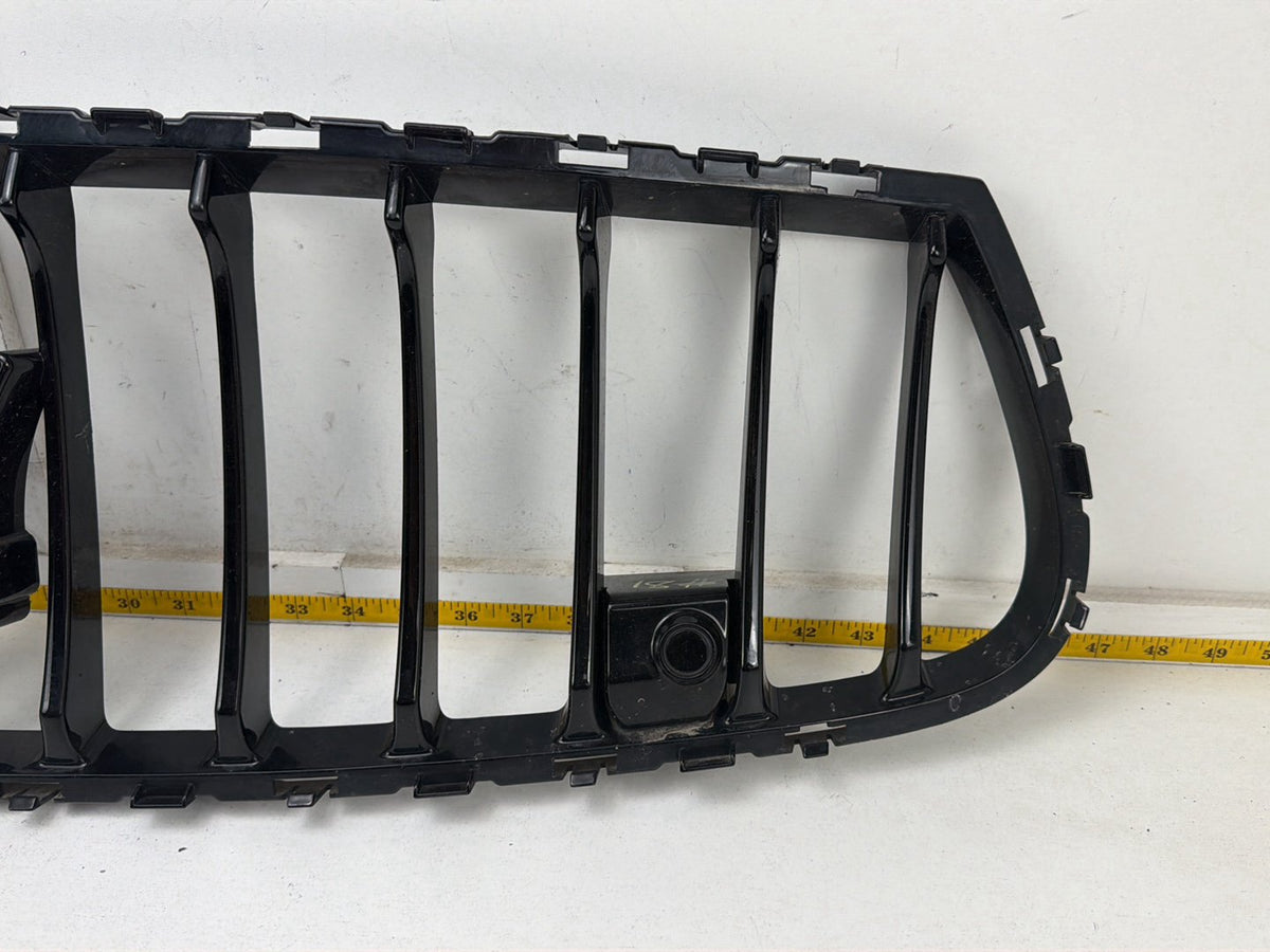 2014-2017 Maserati Ghibli Front Bumper Center Radiator Grille OEM