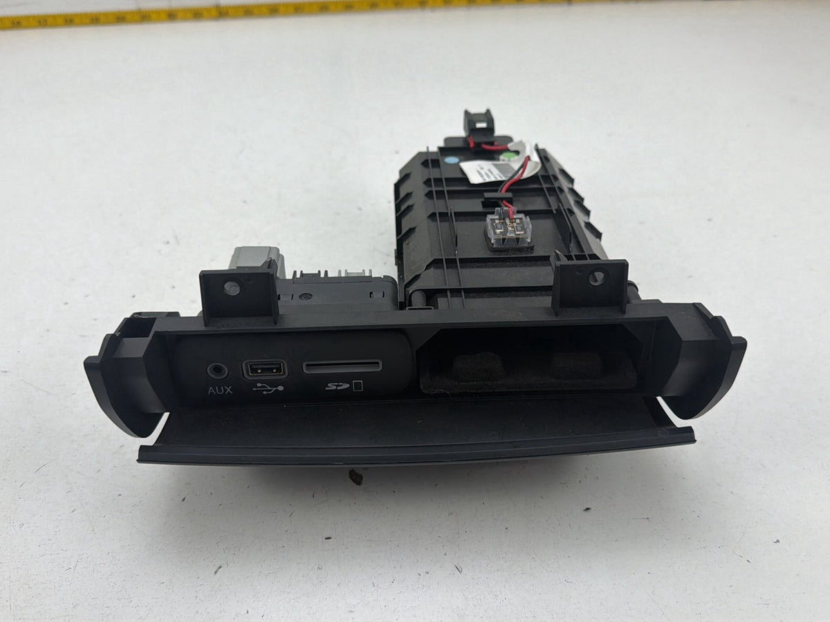 2014-2017 Maserati Ghibli Dash AUX USB Phone Storage Box Compartment OEM