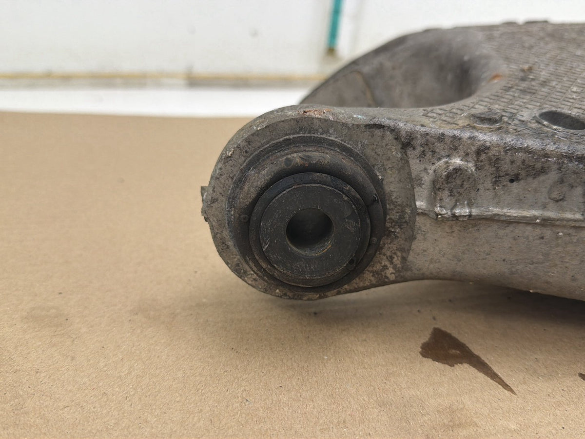 2012-2016 BMW 528i F10 Right Rear Lower Control Arm 33326794876 2R2 OEM