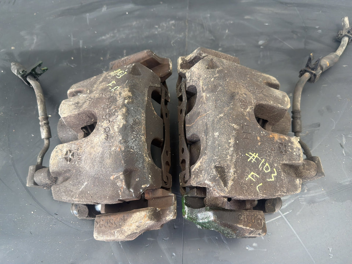 2012-2015 Jeep Grand Cherokee Front Left & Right Brake Calipers Set OEM