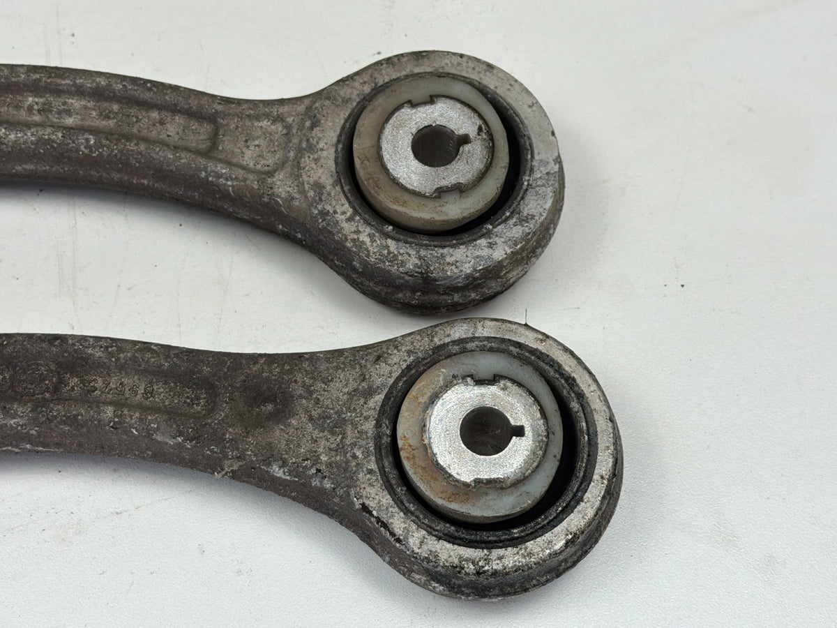 2014-2017 Maserati Ghibli Rear Upper Suspension Control Arm Link Pair 69573 OEM