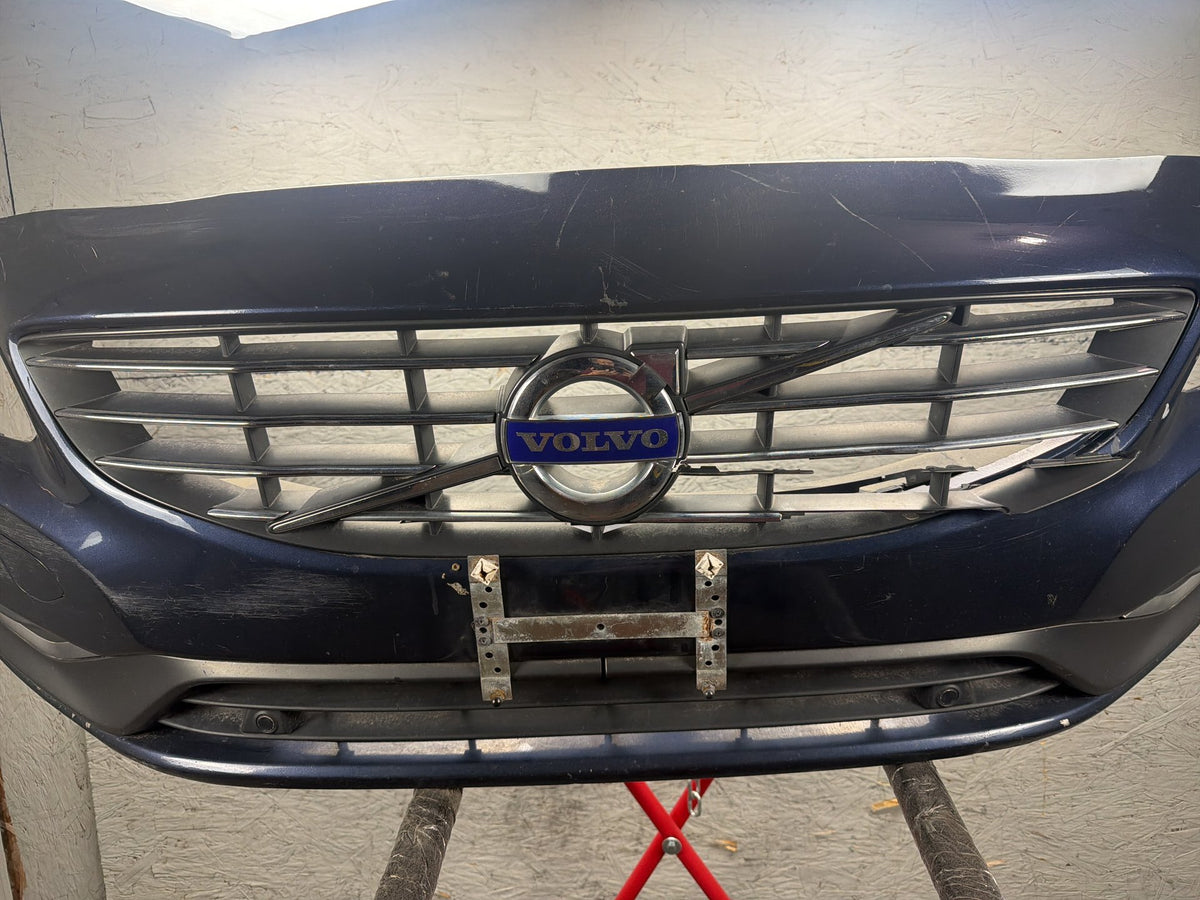 2011-2018 Volvo S60 Front Bumper Cover Assembly OEM