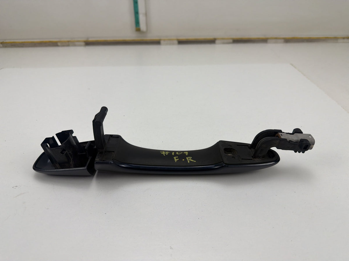 2011-2018 Volvo S60 Front Right Passenger Side Exterior Door Handle OEM