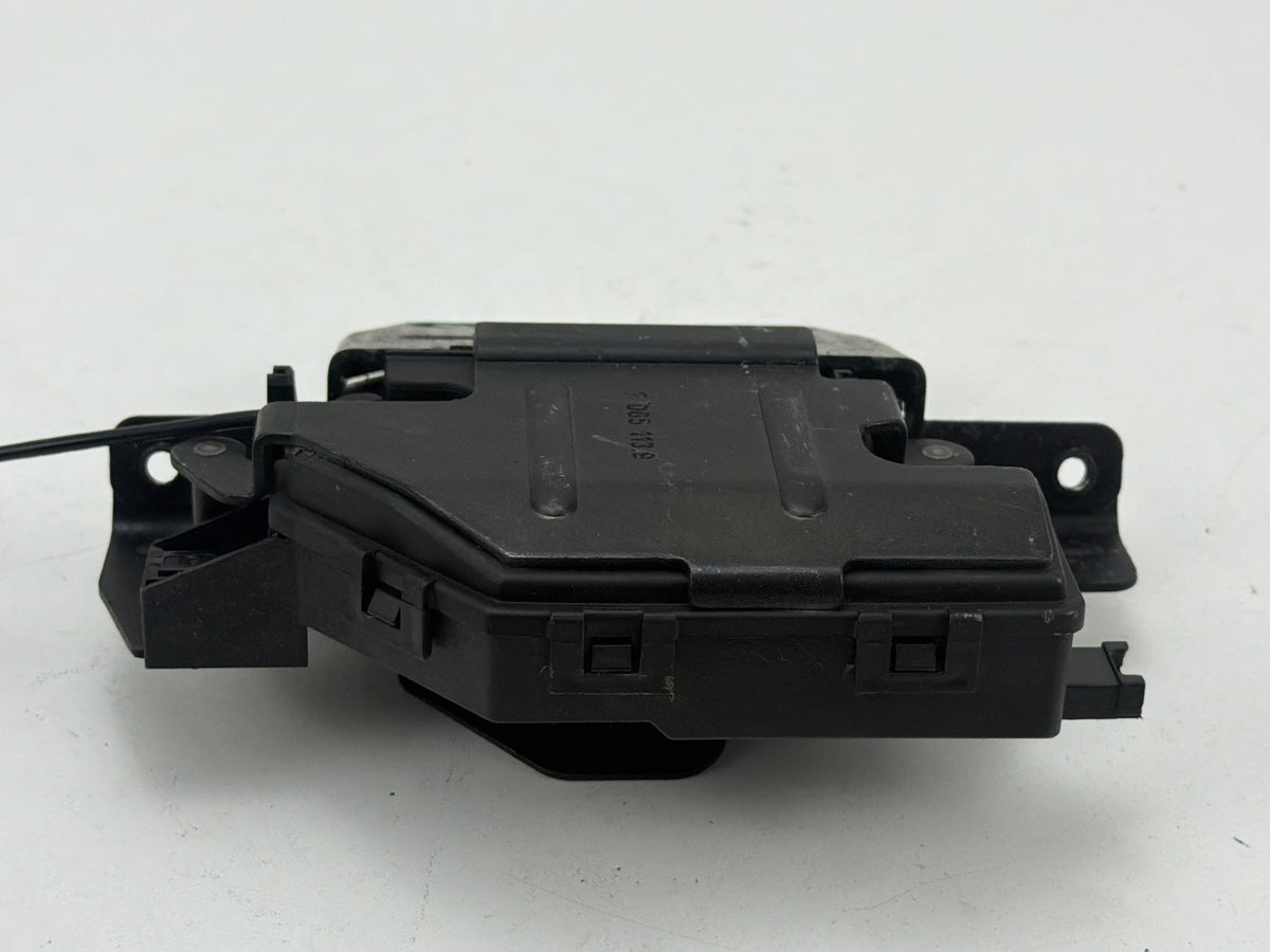 2010-2012 Land Rover Range Rover L322-Tailgate Trunk Lock Actuator 70651139 OEM