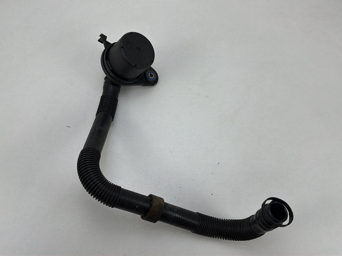 2003-2006 Porsche Cayenne Secondary Air Injection Smog Pump Hose OEM