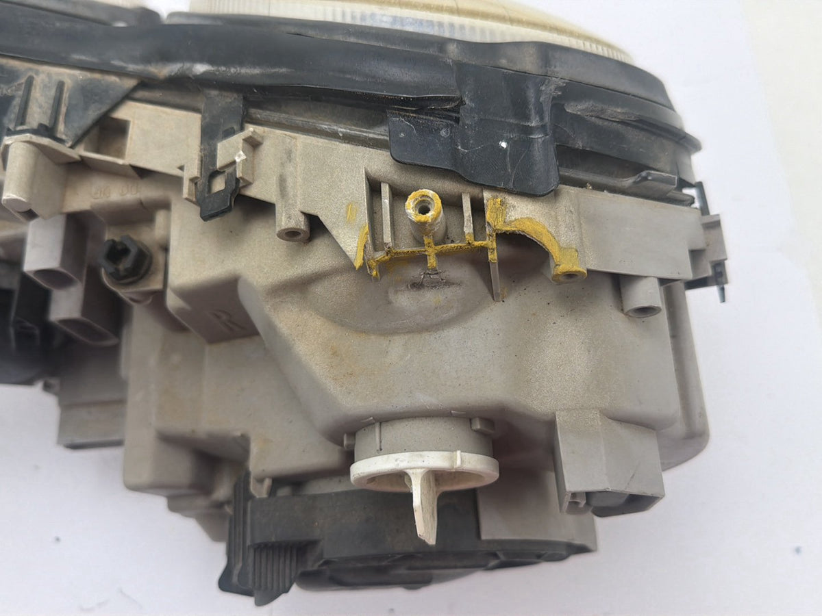 2003-2006 Mercedes CL-500Front Right Passenger Side Xenon HID Headlight OEM