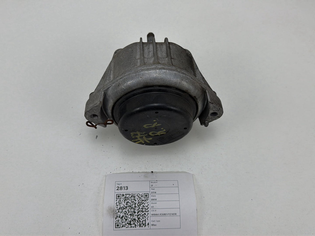 2014 BMW X1 E84 SUV Engine Mount 13981112 OEM