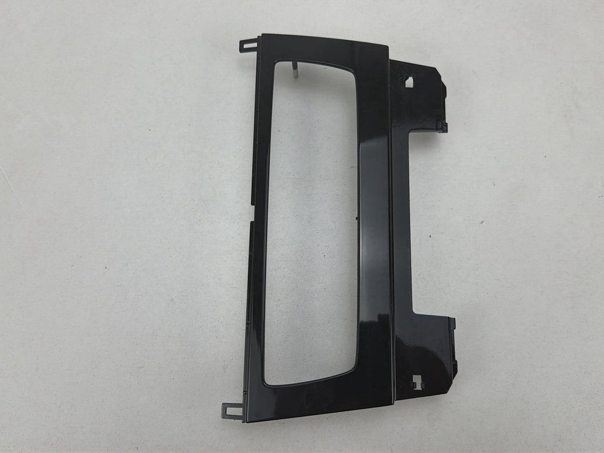 2013-2015 BMW X1 E84-Dash Front Center Radio Stereo Player Trim Cover 9257642 OEM