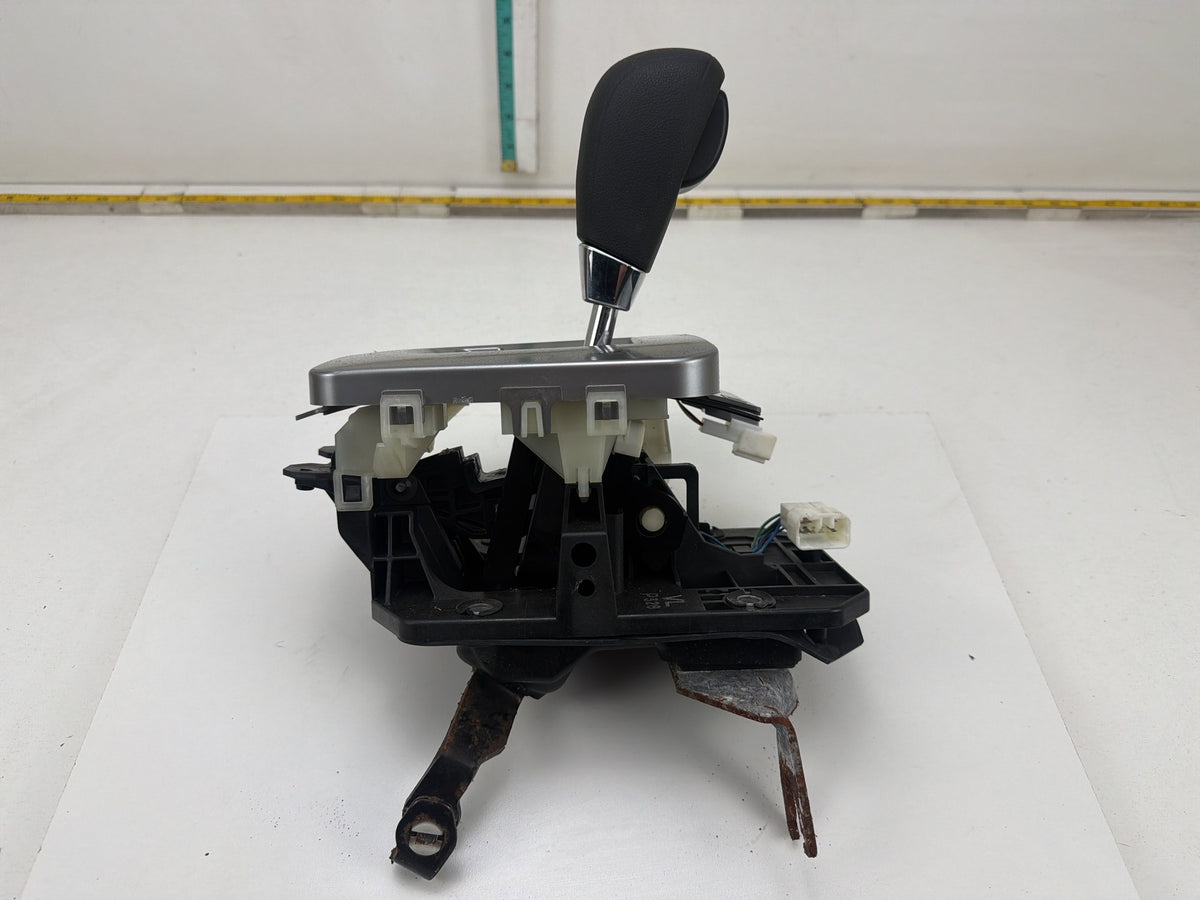2016 Subaru Impreza Automatic Tranmission Gear Shifter Selector Assembly OEM