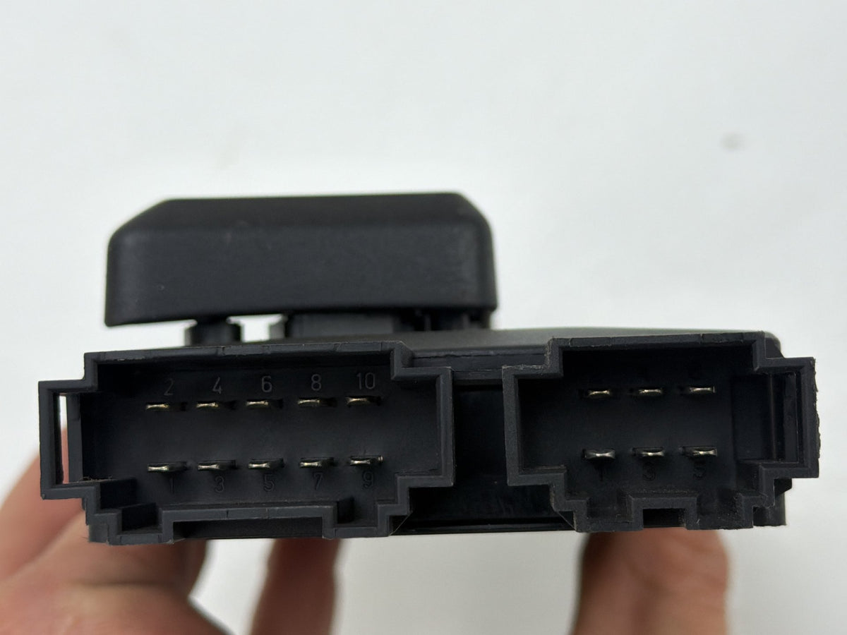 2012-2018 Audi A7 Right Front Power Seat Adjust Control Switch 8K0959748 OEM