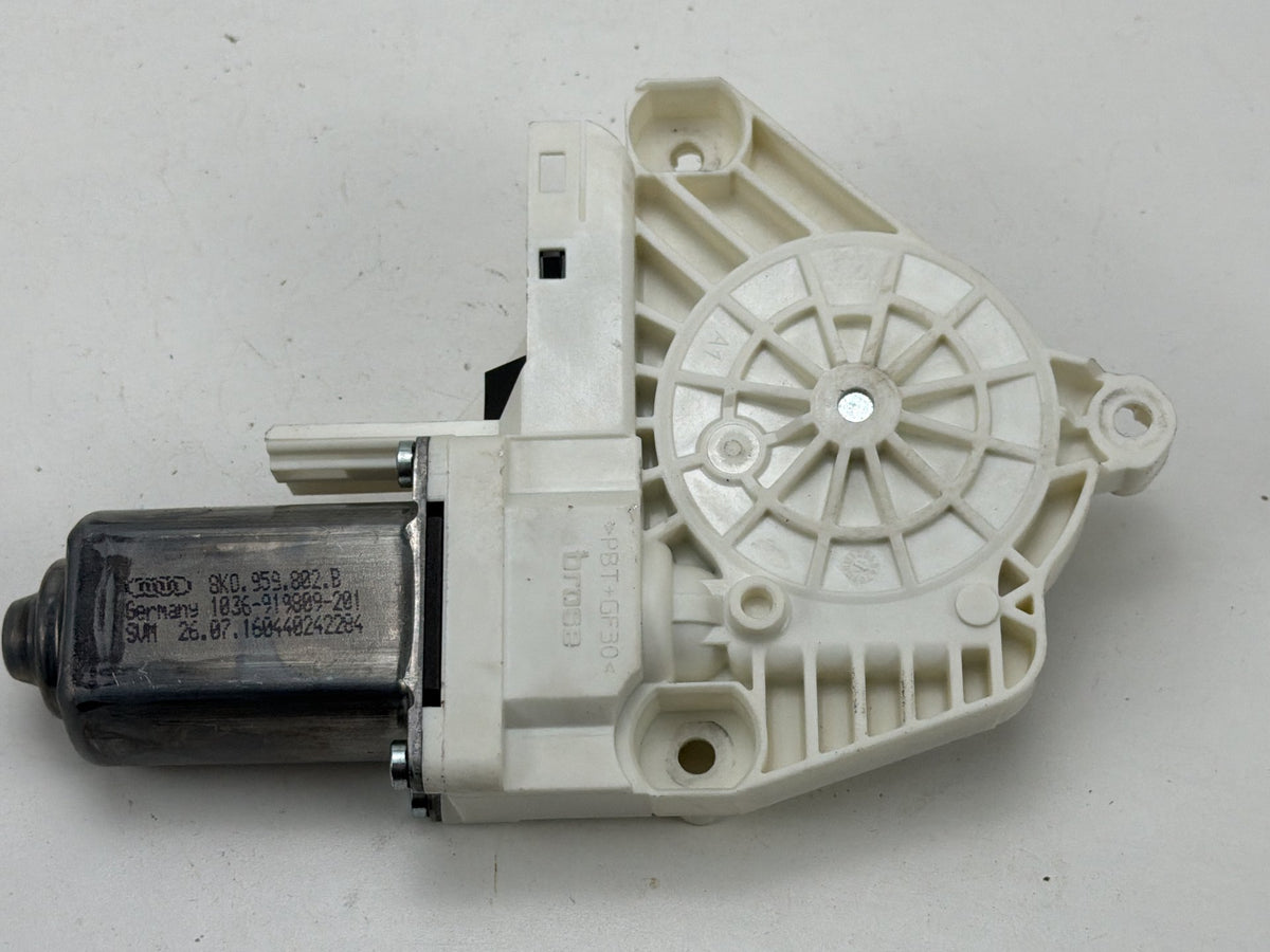 2009-2017 Audi Q5 Front Right Side Power Window Regulator Motor 8K0959802B OEM