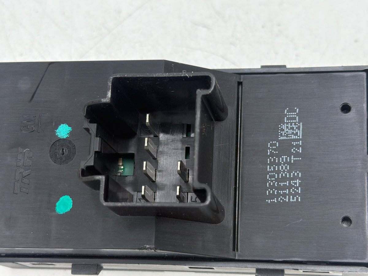 2011-2016 Chevrolet Cruze Front Right Window Control Switch Button 13305370 OEM