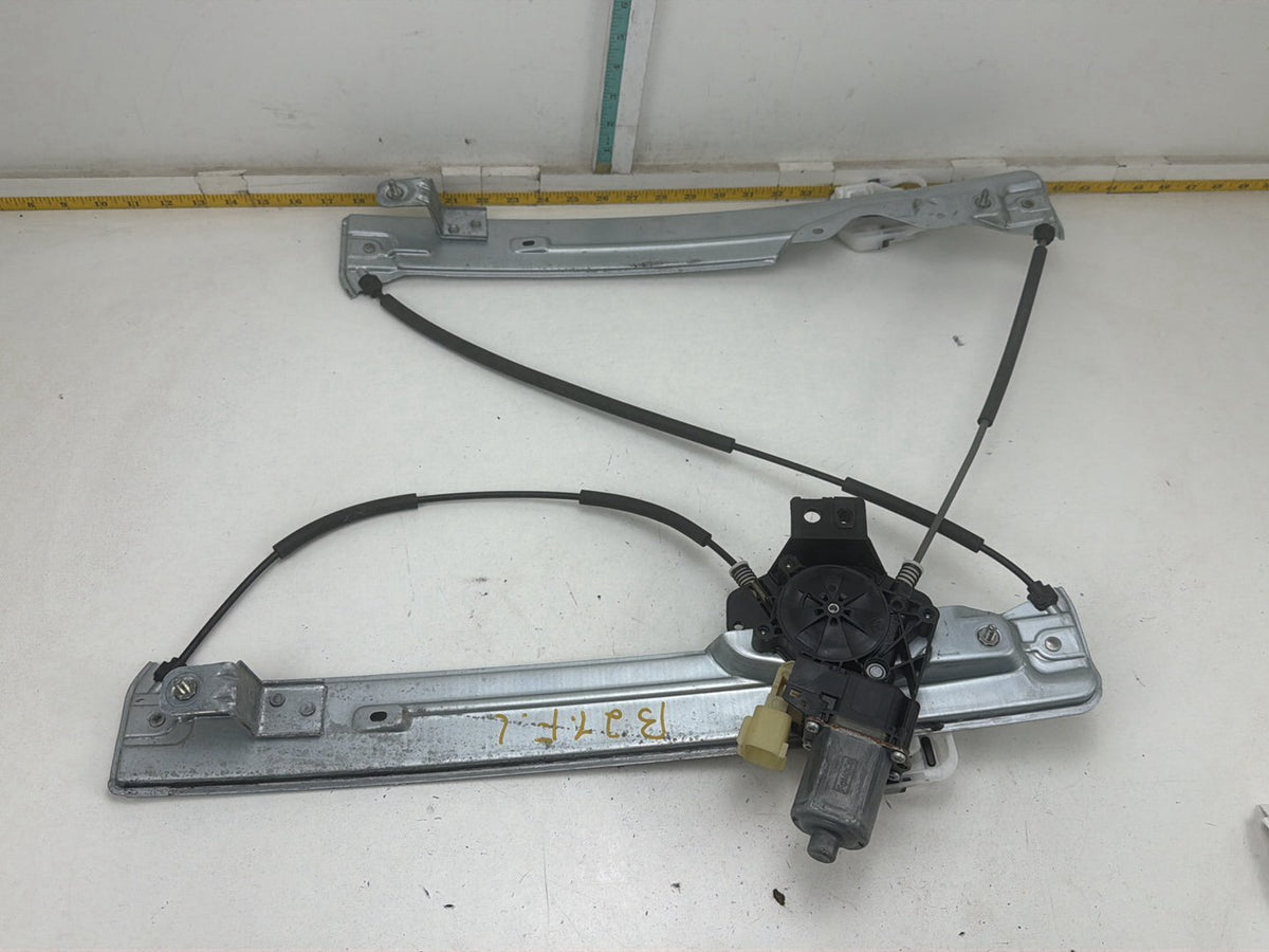 2013-2019 Ford Escape Left Front Window Regulator/Motor CM093110A OEM