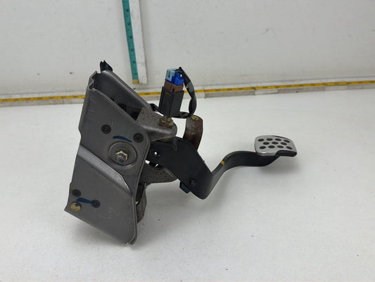 2003-2008 Nissan 350Z- Clutch Pedal OEM