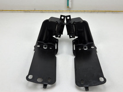 2014 BMW X1 E84 SUV Radiator Top Mounting Bracket 23781010 OEM
