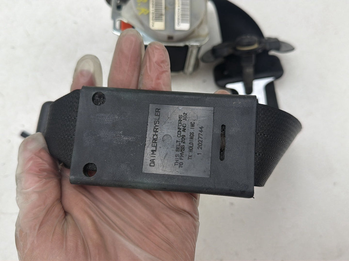 2011-2013 Dodge Durango WD -Rear Right Passenger Seat Belt 1GN44DX9AD OEM