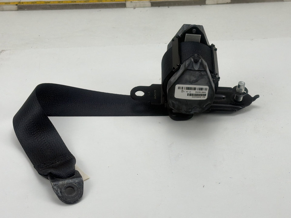 2013-2018 Nissan Altima Rear Left Side Seat Belt Retractor 621946500C OEM