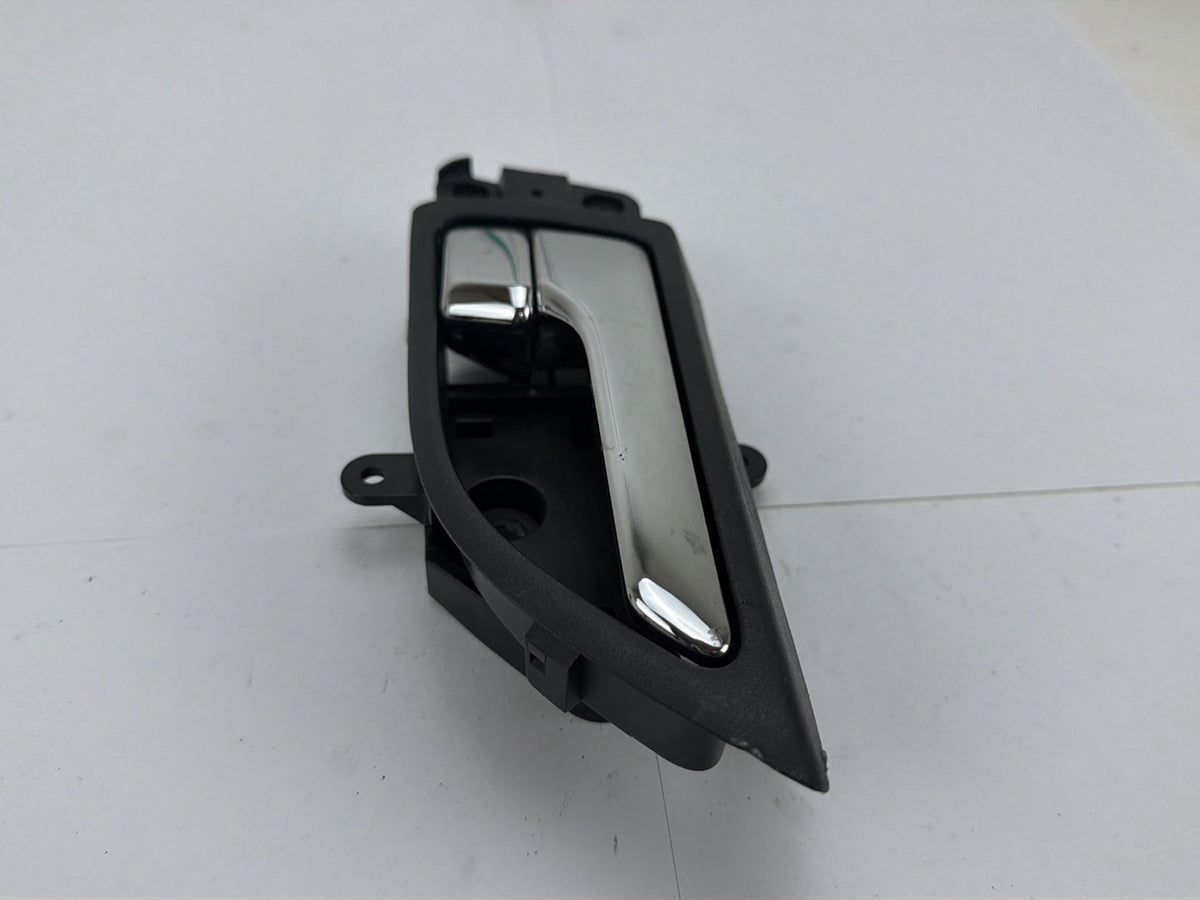 2006-2010 Infiniti M35 Front Right Passenger Side Interior Door Handle OEM