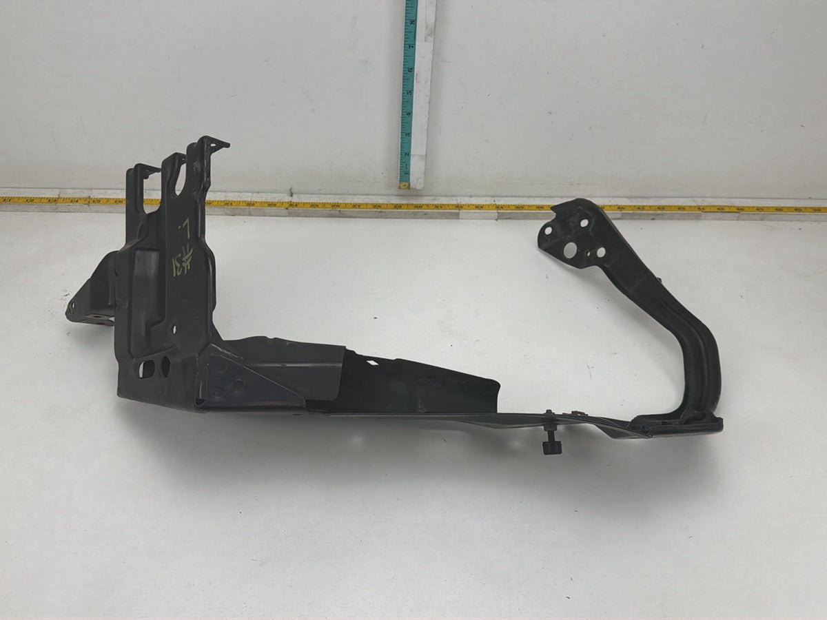 2007-2013 Mercedes-Benz S-Class 550 W221 Left Headlamp Bracket OEM