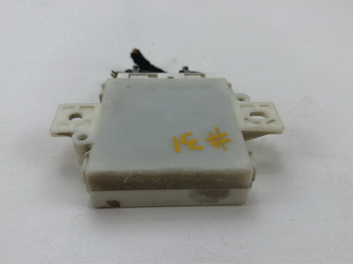 2007-2013 Mercedes-Benz S-Class W221 Parking Sensor Module A2219000804 OEM
