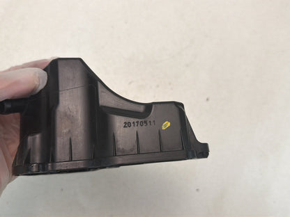 2011-2017 Mercedes-Benz S-Class W221-Engine Oil Separator Cover A2780180035 OEM