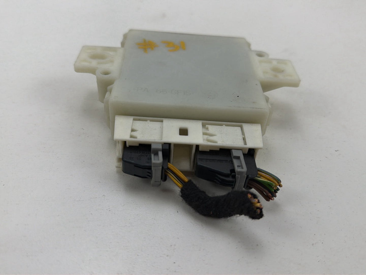 2007-2013 Mercedes-Benz S-Class W221 Parking Sensor Module A2219000804 OEM